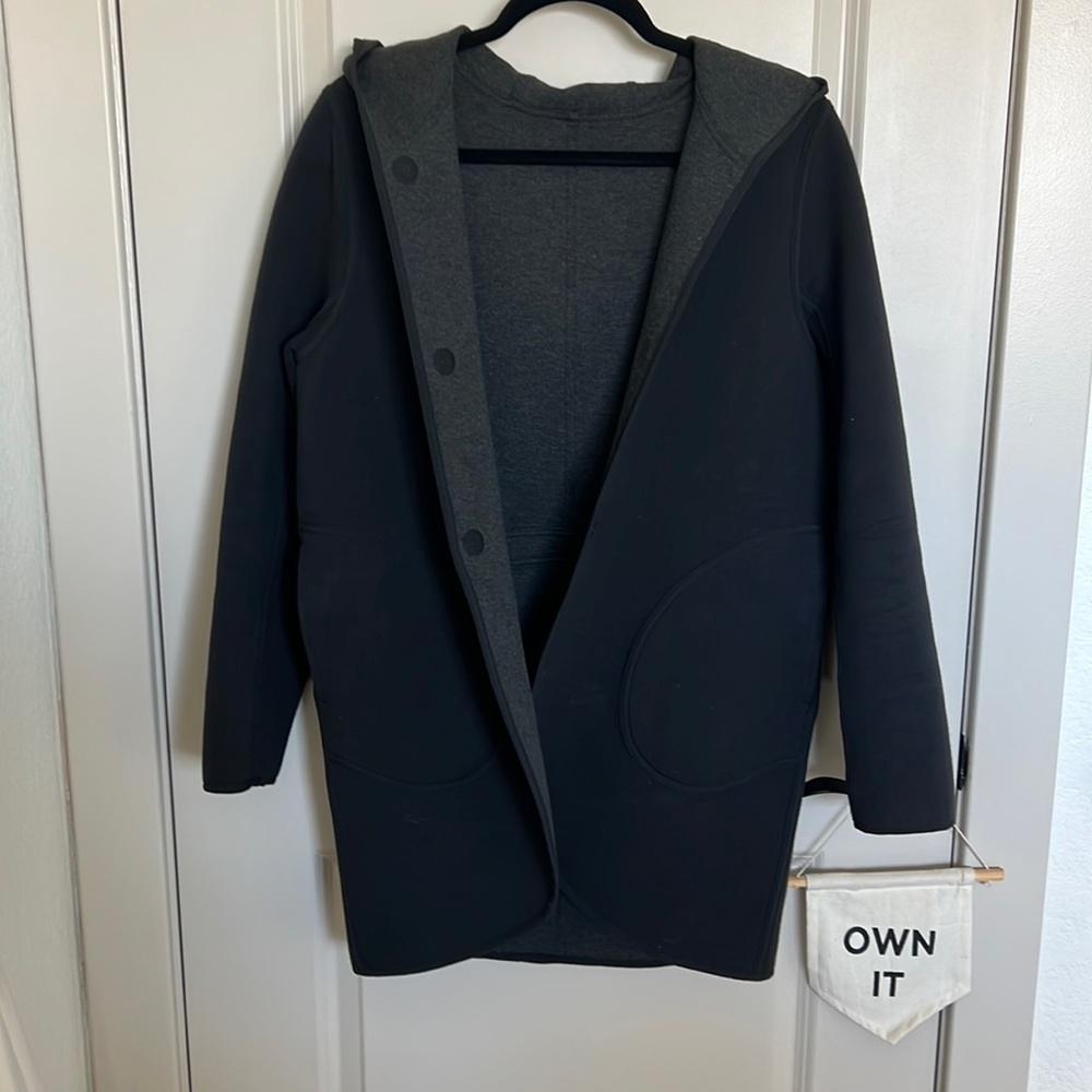 Reversible Hooded Lululemon Jacket - Sz S